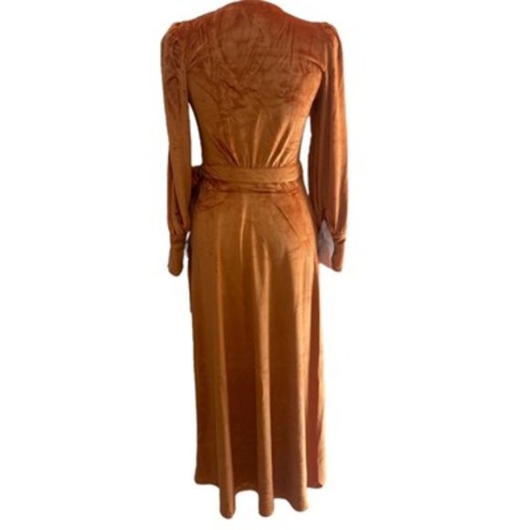 NWT! LADYGANG ORANGE LONGSLEEVE MAXI DRESS SIZE: SMALL - Picture 5 of 10